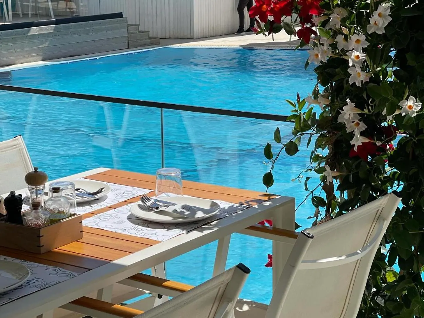 Hotel Blue Marine Shkallnur