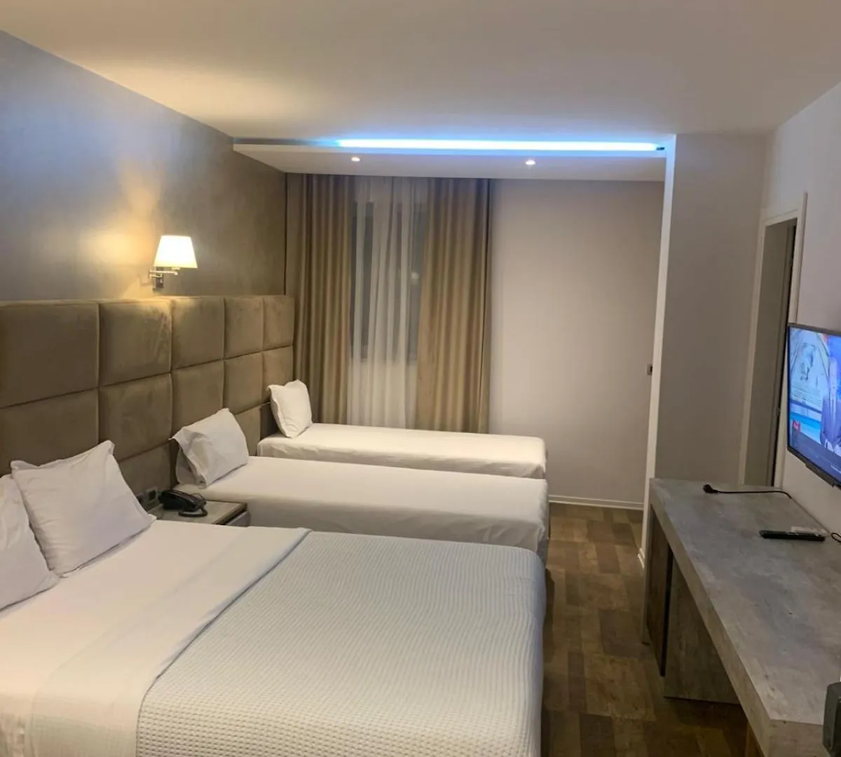 Hotel Blue Marine Shkallnur 4*,